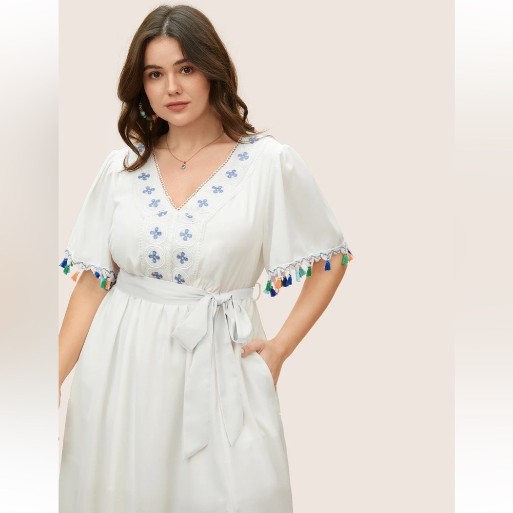BloomChic Plus Size Lace Collar Woven Ribbon Colored Tassel Trim Belted Dress - Picture 4 of 8